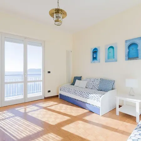 Apartment Terrazza Sul Golfo Di Alassio