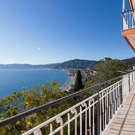 Terrazza Sul Golfo Di דירה